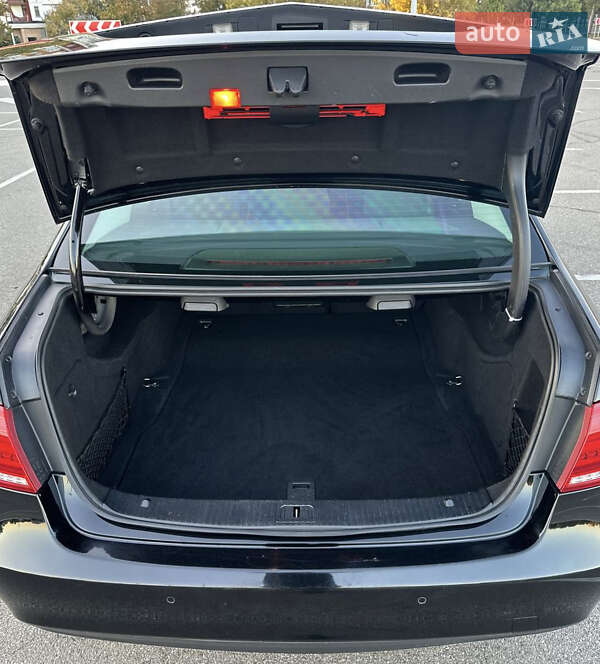 Седан Mercedes-Benz E-Class 2013 в Киеве