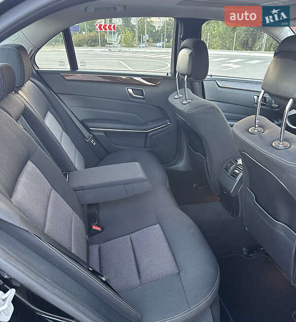 Седан Mercedes-Benz E-Class 2013 в Киеве