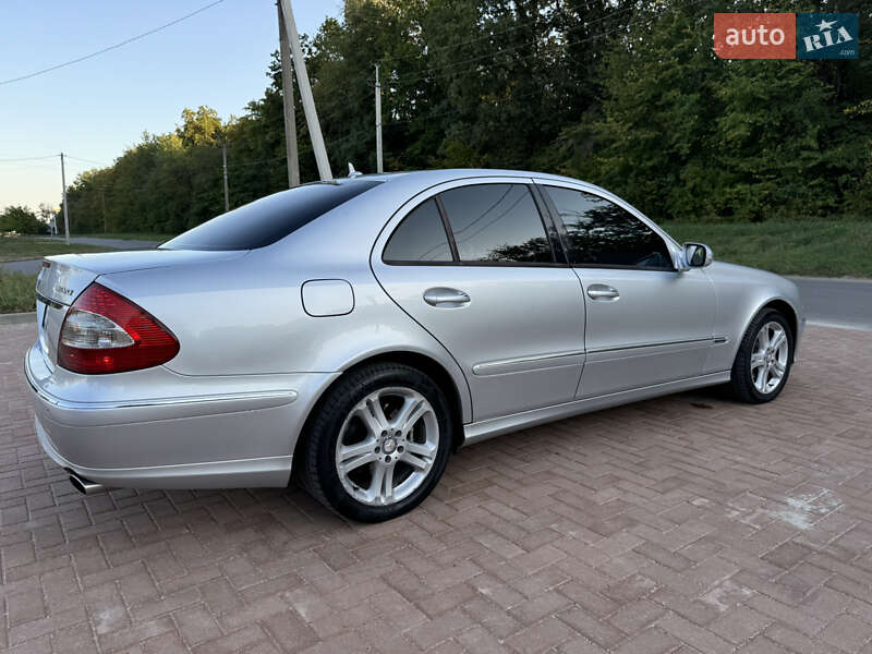 Седан Mercedes-Benz E-Class 2008 в Новоднестровске