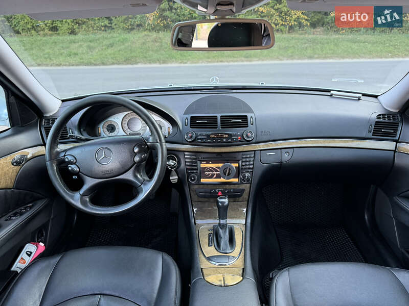 Седан Mercedes-Benz E-Class 2008 в Новоднестровске