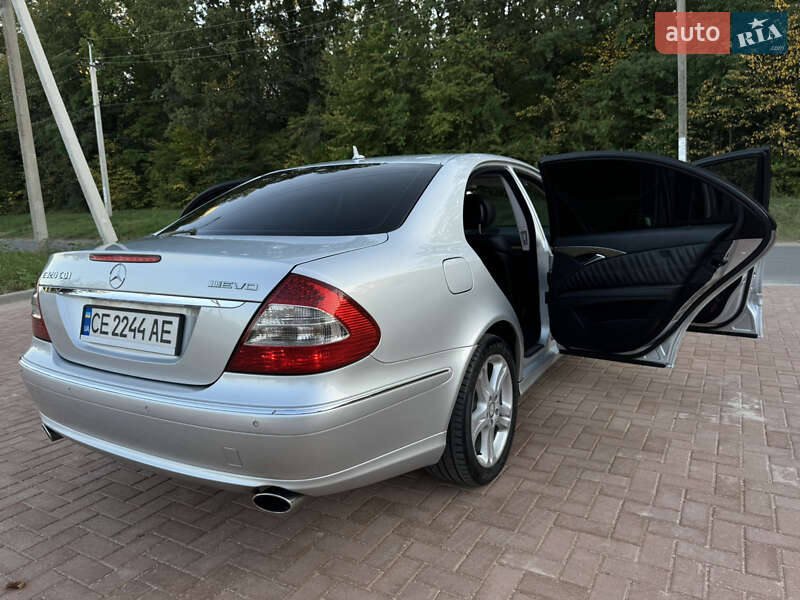 Седан Mercedes-Benz E-Class 2008 в Новоднестровске