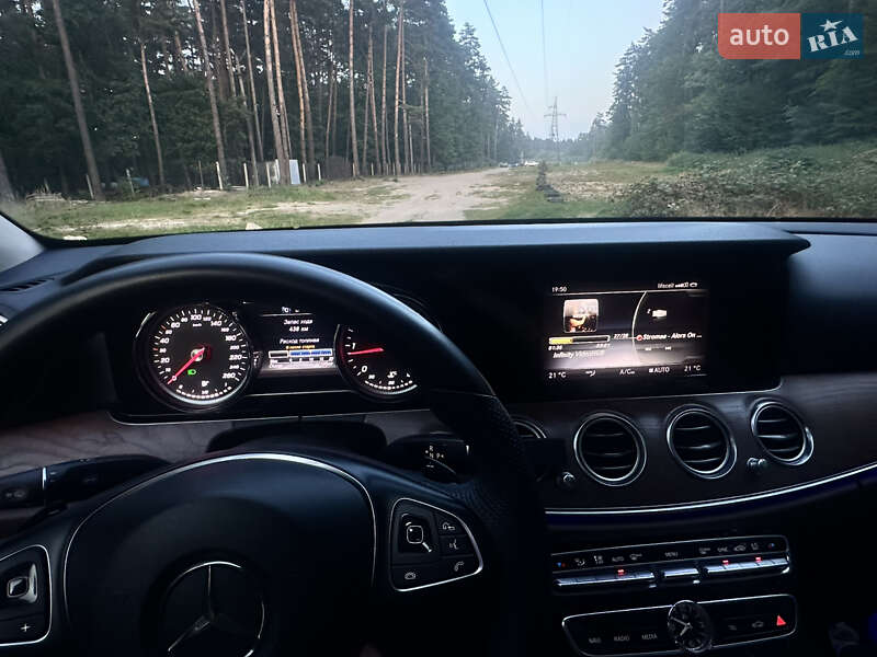 Седан Mercedes-Benz E-Class 2016 в Львові фото 2 Седан Mercedes-Benz E-Class 2016 в Львові