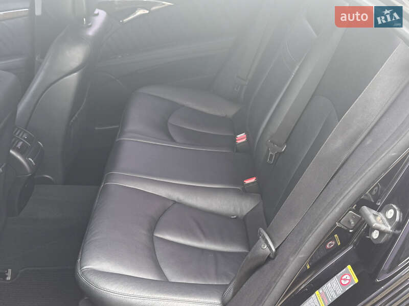 Седан Mercedes-Benz E-Class 2008 в Дрогобичі