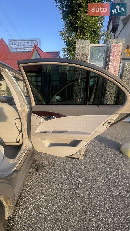 Седан Mercedes-Benz E-Class 2002 в Києві фото 5 Седан Mercedes-Benz E-Class 2002 в Києві