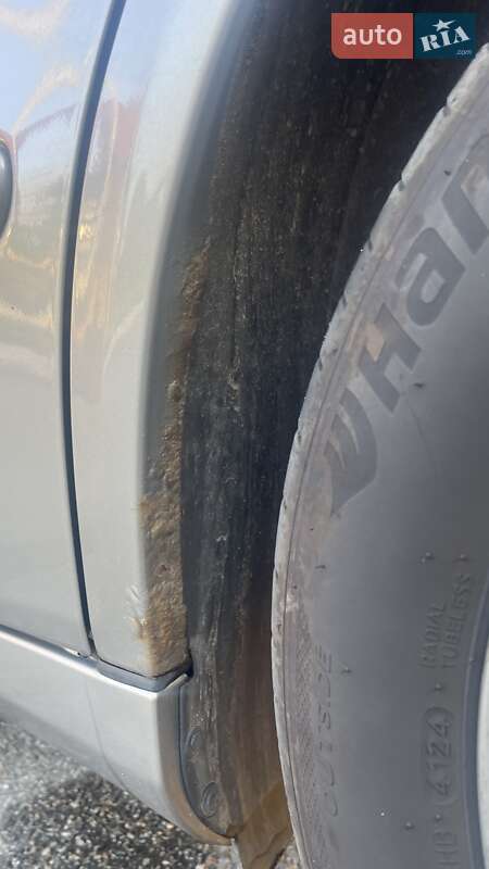 Седан Mercedes-Benz E-Class 2002 в Києві фото 15 Седан Mercedes-Benz E-Class 2002 в Києві