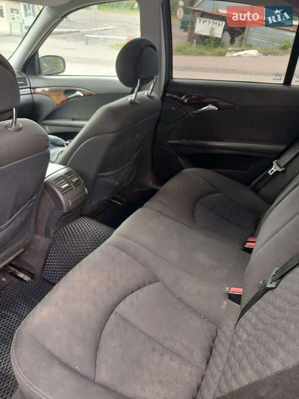 Седан Mercedes-Benz E-Class 2003 в Межгорье