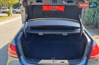 Седан Mercedes-Benz E-Class 2015 в  фото 10 Седан Mercedes-Benz E-Class 2015 в