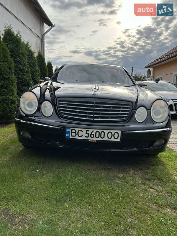 Седан Mercedes-Benz E-Class 2006 в Львове
