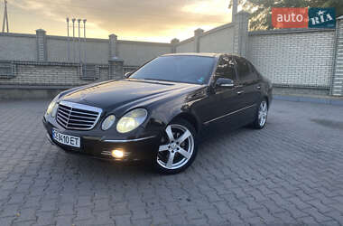 Седан Mercedes-Benz E-Class 2007 в Чернівцях