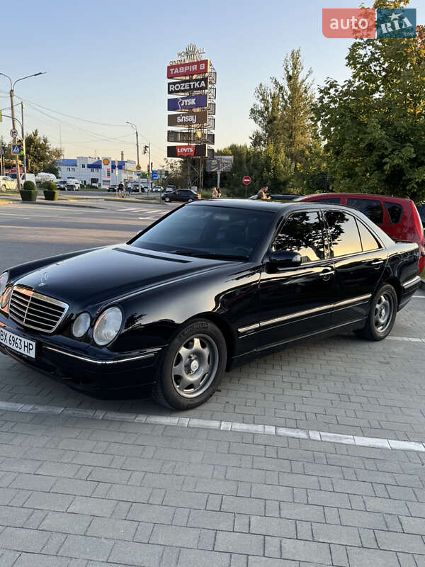 Седан Mercedes-Benz E-Class 2001 в Хмельницком