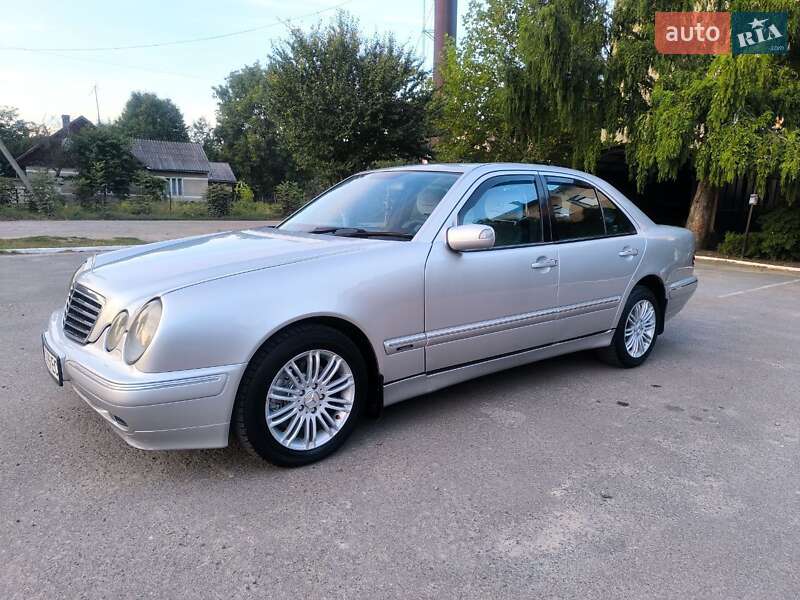 Mercedes-Benz E-Class 2000