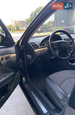 Седан Mercedes-Benz E-Class 2007 в 