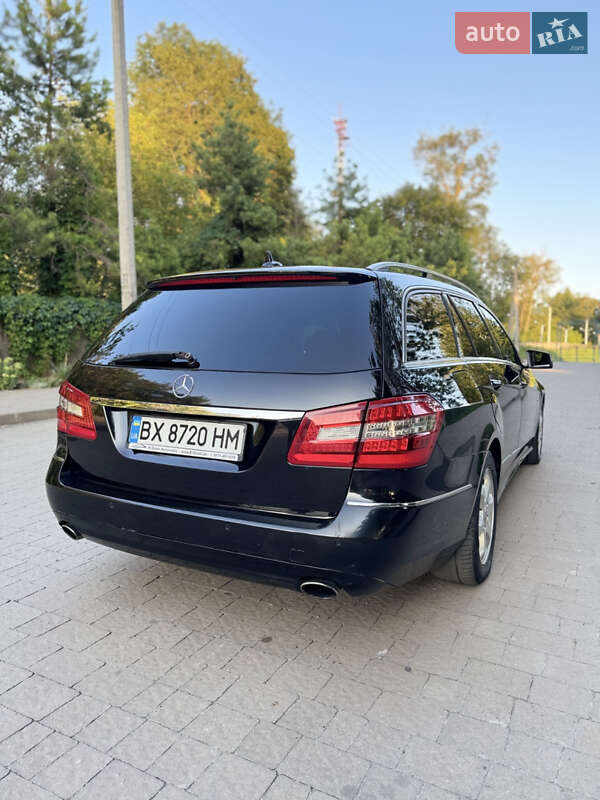 Универсал Mercedes-Benz E-Class 2011 в Городке фото 15 Универсал Mercedes-Benz E-Class 2011 в Городке