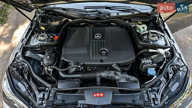 Седан Mercedes-Benz E-Class 2015 в Ровно фото 50 Седан Mercedes-Benz E-Class 2015 в Ровно
