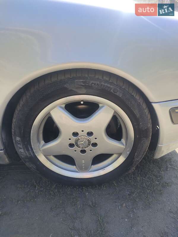 Седан Mercedes-Benz E-Class 2001 в Первомайську