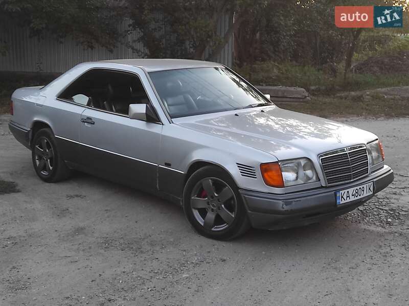 Купе Mercedes-Benz E-Class 1994 в 
