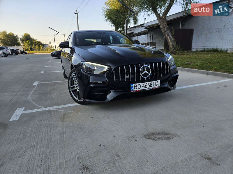 Седан Mercedes-Benz E-Class 2016 в Ровно