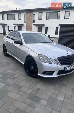 Седан Mercedes-Benz E-Class 2009 в 