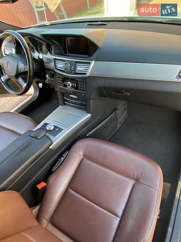 Універсал Mercedes-Benz E-Class 2010 в Южному