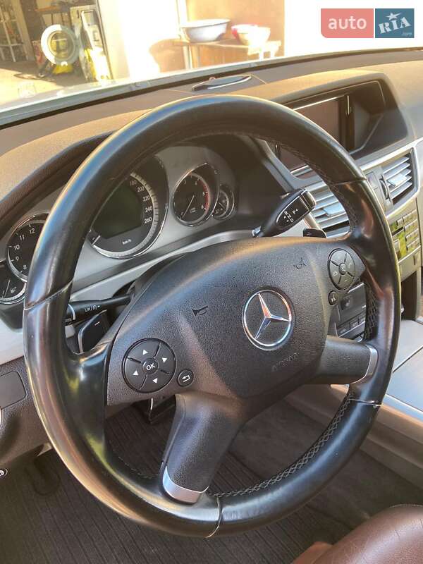 Універсал Mercedes-Benz E-Class 2010 в Южному