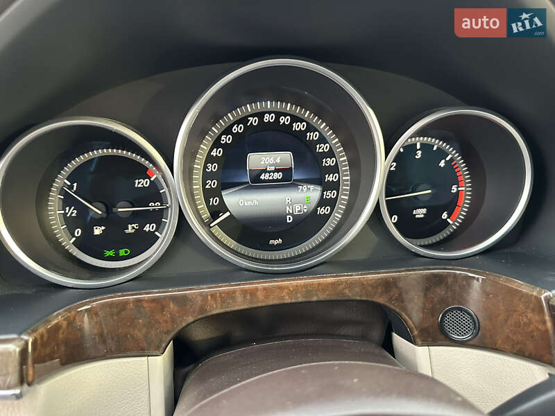 Седан Mercedes-Benz E-Class 2013 в Ивано-Франковске