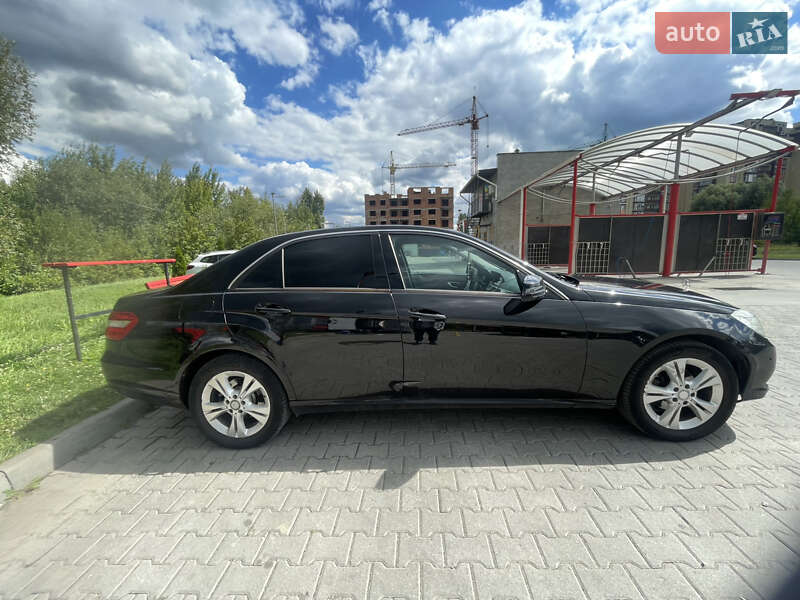 Седан Mercedes-Benz E-Class 2009 в Хмельницком