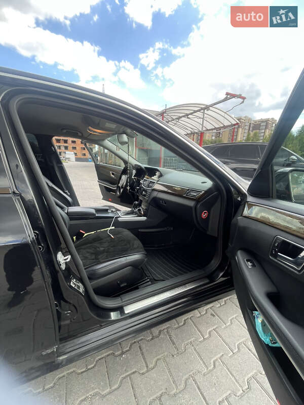 Седан Mercedes-Benz E-Class 2009 в Хмельницком