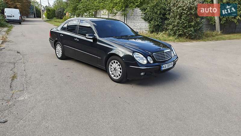 Седан Mercedes-Benz E-Class 2005 в 