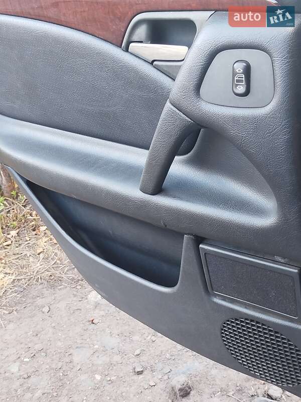 Седан Mercedes-Benz E-Class 1999 в Смеле