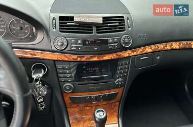 Седан Mercedes-Benz E-Class 2008 в 