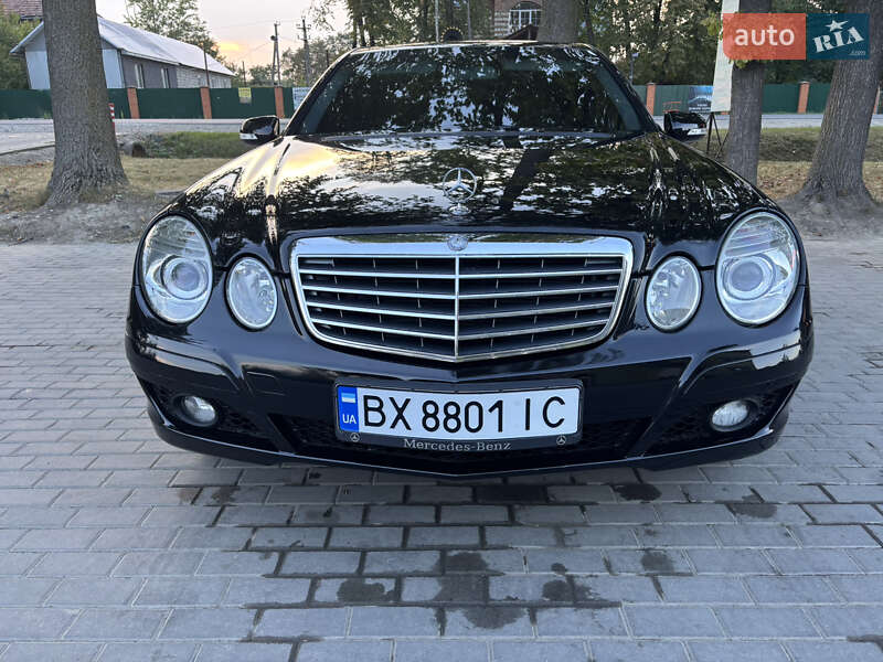 Седан Mercedes-Benz E-Class 2008 в Ивано-Франковске