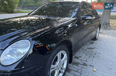 Седан Mercedes-Benz E-Class 2008 в 