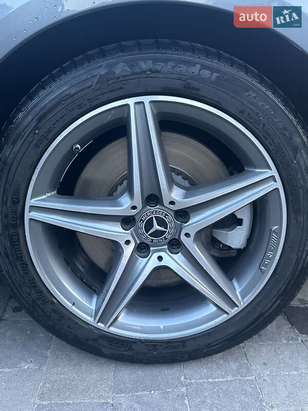 Універсал Mercedes-Benz E-Class 2017 в Львові