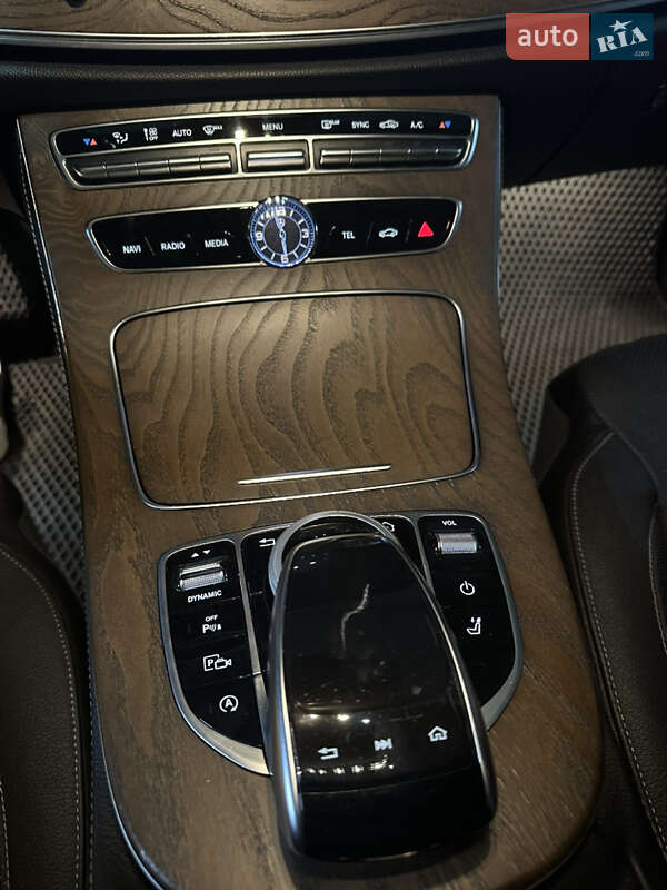 Універсал Mercedes-Benz E-Class 2017 в Львові