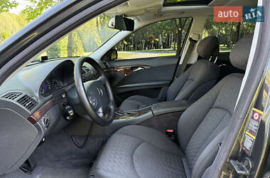 Седан Mercedes-Benz E-Class 2004 в 