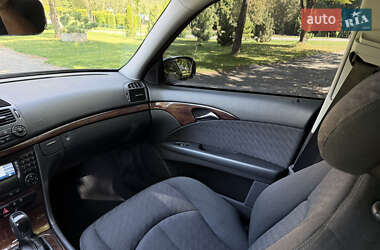 Седан Mercedes-Benz E-Class 2004 в 