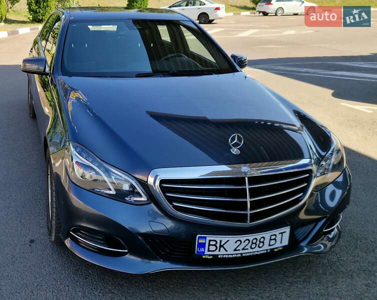 Седан Mercedes-Benz E-Class 2015 в Ровно