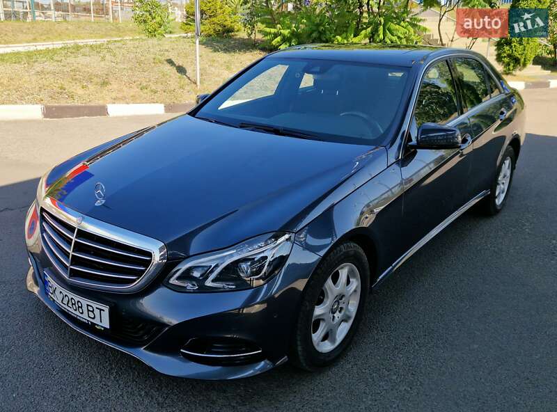 Седан Mercedes-Benz E-Class 2015 в Ровно