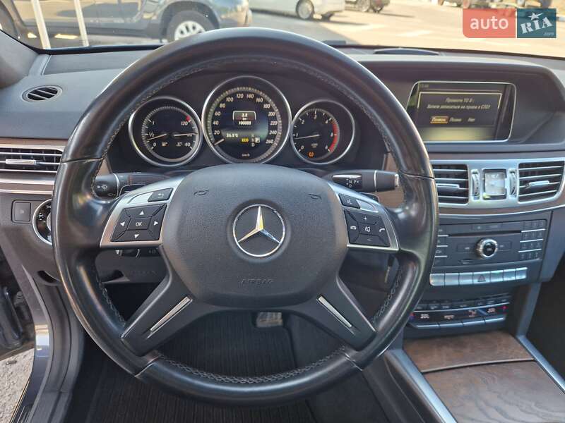 Седан Mercedes-Benz E-Class 2015 в Ровно