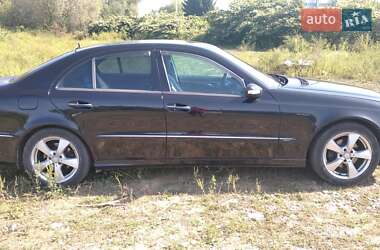 Седан Mercedes-Benz E-Class 2004 в 