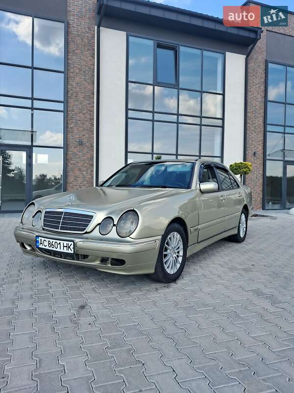 Mercedes-Benz E-Class 1998