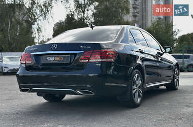 Седан Mercedes-Benz E-Class 2013 в 