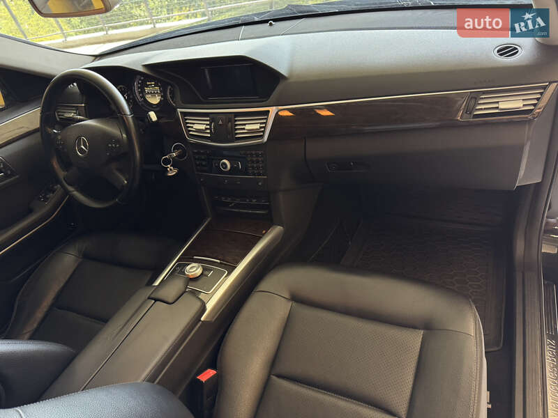 Седан Mercedes-Benz E-Class 2012 в Киеве фото 14 Седан Mercedes-Benz E-Class 2012 в Киеве