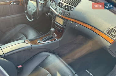 Седан Mercedes-Benz E-Class 2004 в Києві
