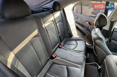 Седан Mercedes-Benz E-Class 2004 в Києві