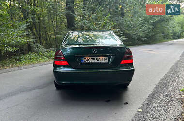 Седан Mercedes-Benz E-Class 2002 в 