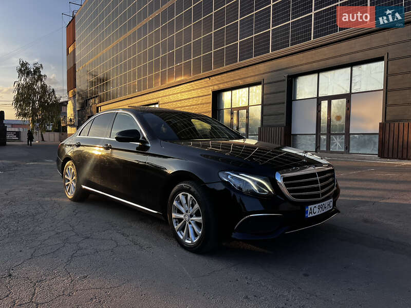 Седан Mercedes-Benz E-Class 2016 в Луцьку