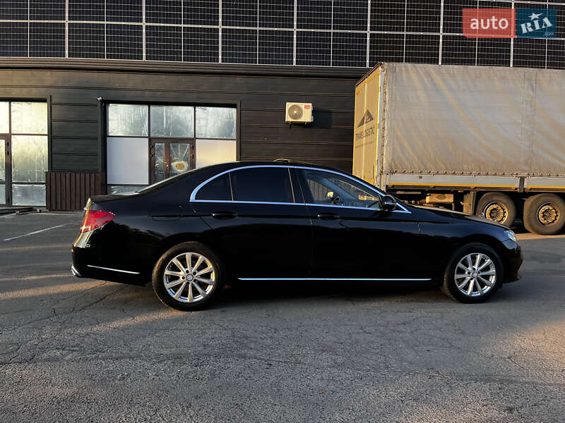 Седан Mercedes-Benz E-Class 2016 в Луцьку