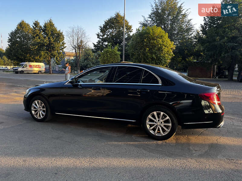 Седан Mercedes-Benz E-Class 2016 в Луцьку