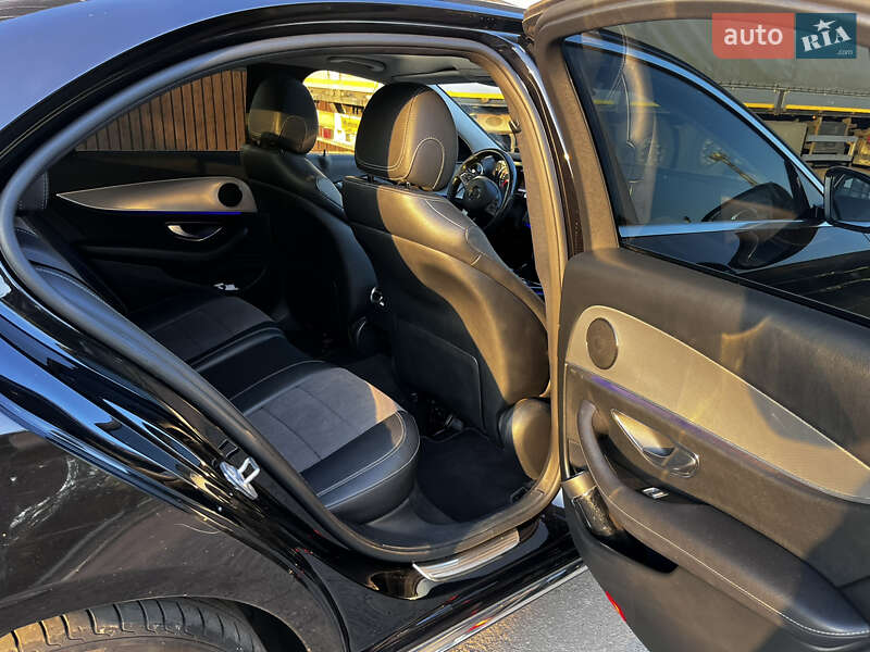 Седан Mercedes-Benz E-Class 2016 в Луцьку